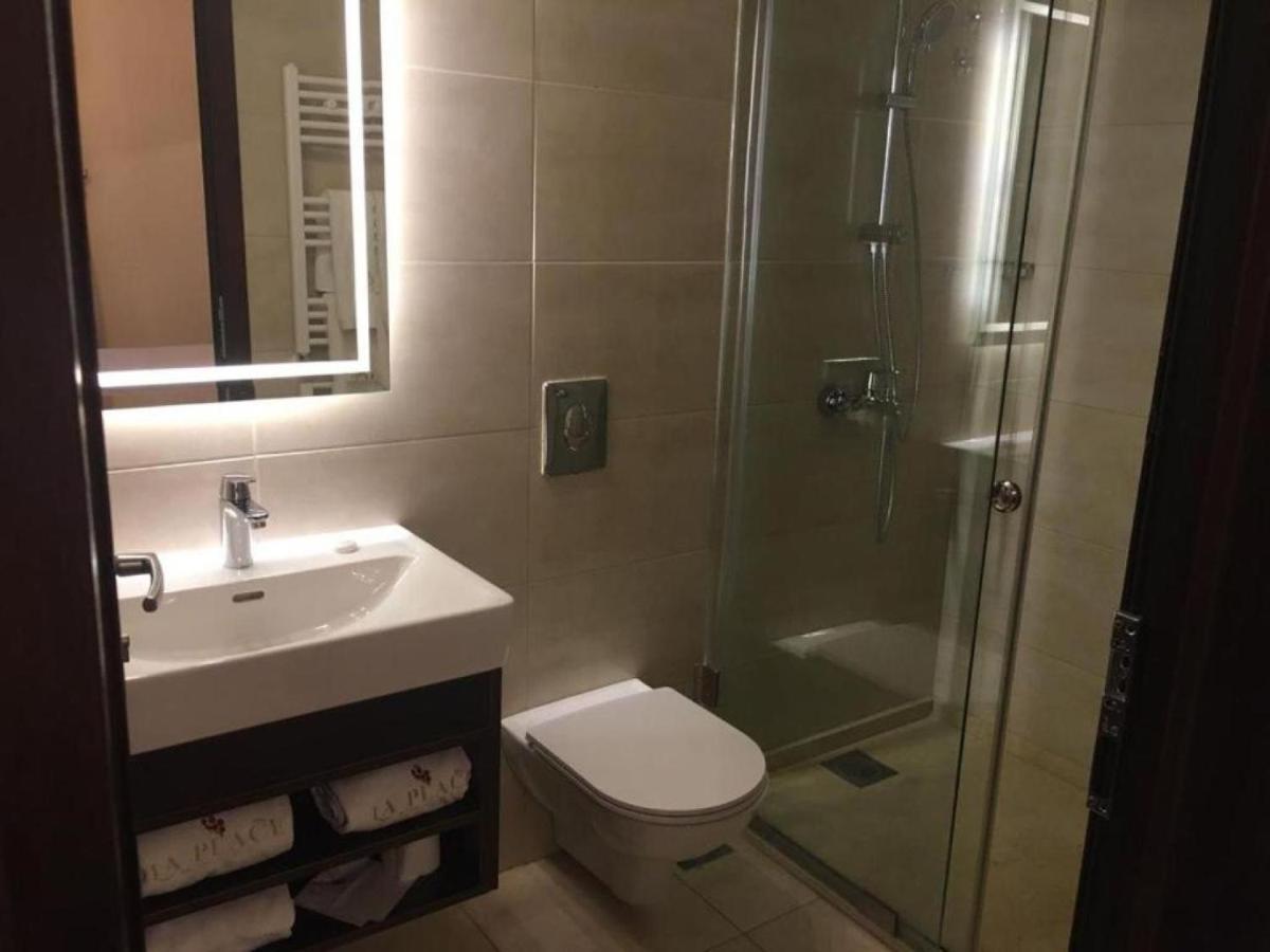 La Place Hotel Zahlé Eksteriør bilde