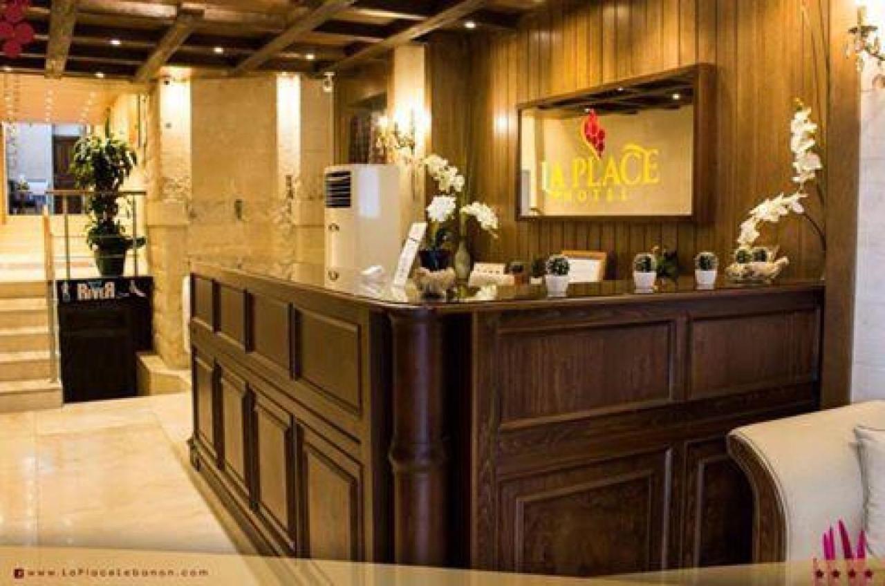 La Place Hotel Zahlé Eksteriør bilde