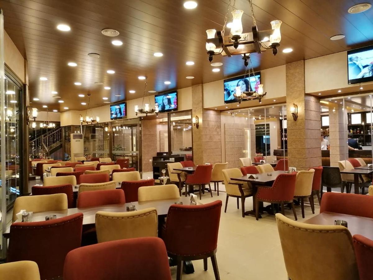 La Place Hotel Zahlé Eksteriør bilde